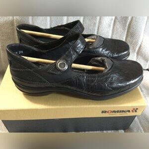Romika Cassie 50 Mary Jane Flat Black EU 37 US 6 to 6.5